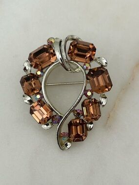 Vintage Lisner Amber Crystal Brooch